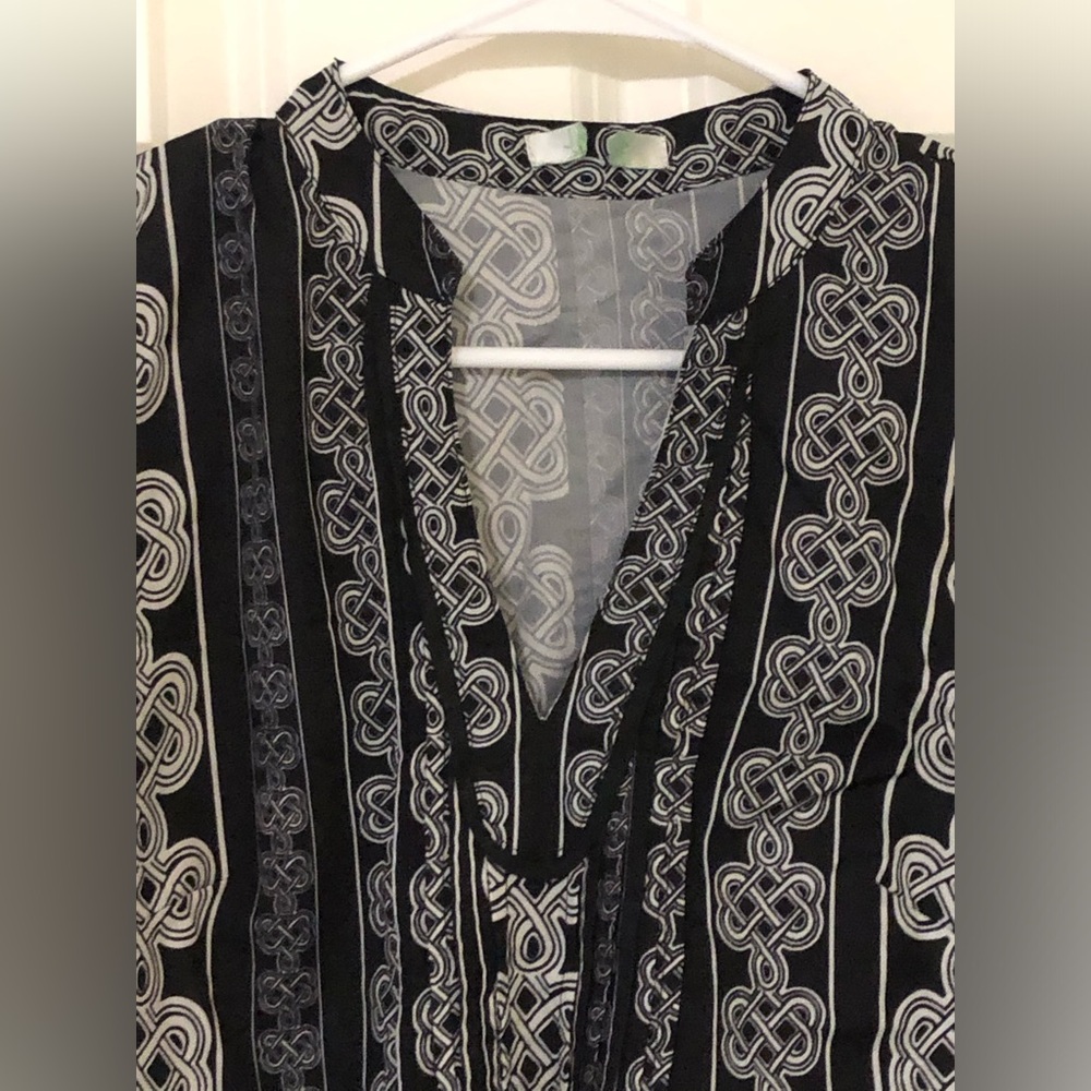 2/$20 Jade Maternity Black Gray Print Tunic Top 3/4 Sleeve Boho Sz M - Picture 4 of 11